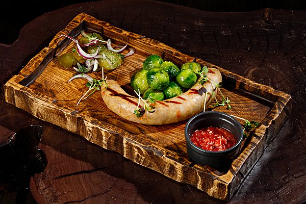 Свиные колбаски с пепперони