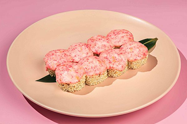 Запеченый с мидией в кунжуте