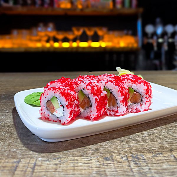 Калифорния с лососем