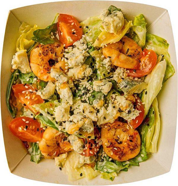 Салат с дорблю и тигровыми креветками