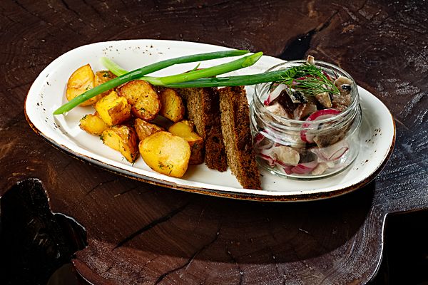 Сельдь с картофелем