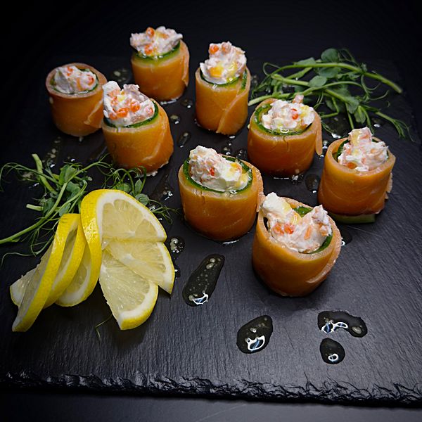 Рулетики с сёмгой