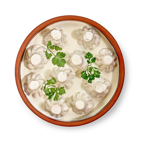 Мини хинкали с курицей в сырном соусе (10 шт.)