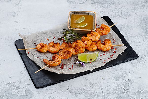 Креветка тигровая с лаймовым соусом