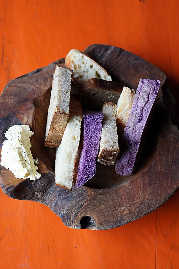 Фирменная хлебная корзина