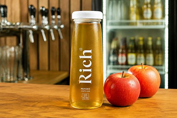 Сок яблоко «Рич» стекло