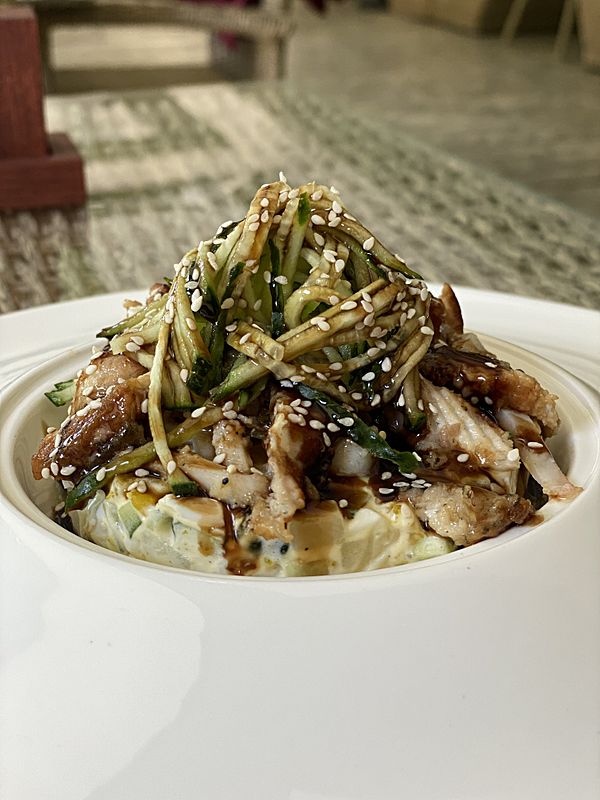 Оливье с угрем и кальмаром