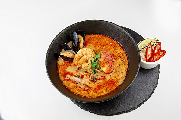 Том Ям с морепродуктами