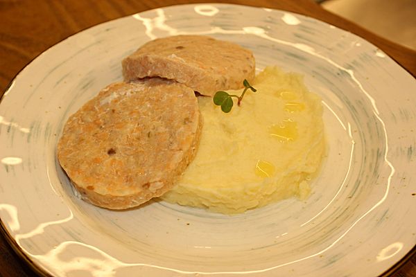 Рыбные паровые котлеты