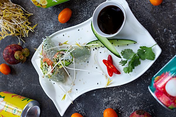 Gỏi Cuốn Cá Hồi