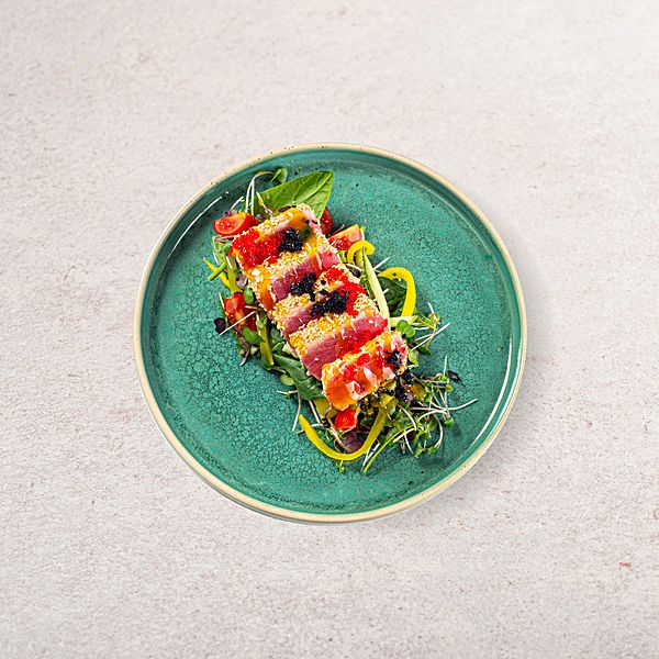 Салат с Тунцом