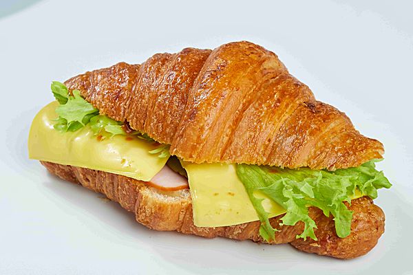 Сэндвич с беконом и сыром