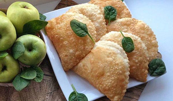 Чир-чир с творогом и зеленью