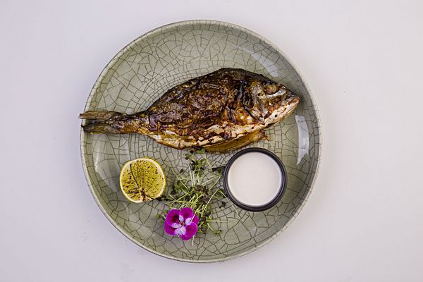 Дорадо с соусом нам - пла