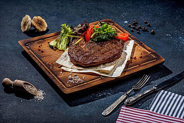 Стейк Рибай из местной говядины