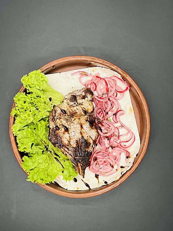 Стейк свинина на кости