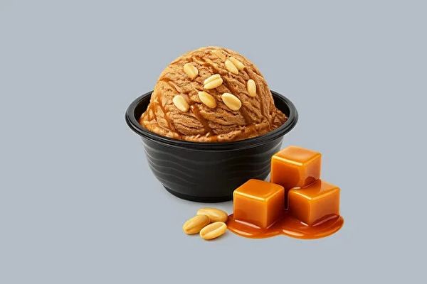 Мороженное с арахисом, карамелью и тоффи