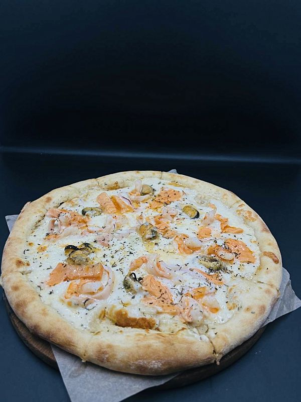 Пицца с морепродуктами