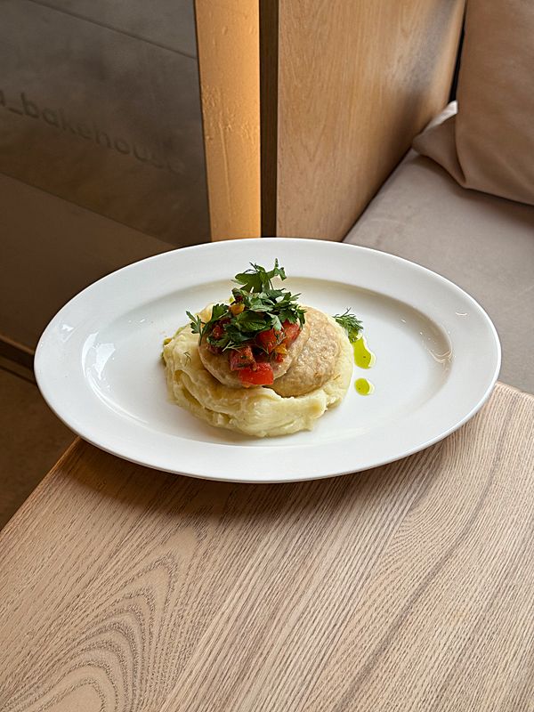 Котлета куриная с пюре