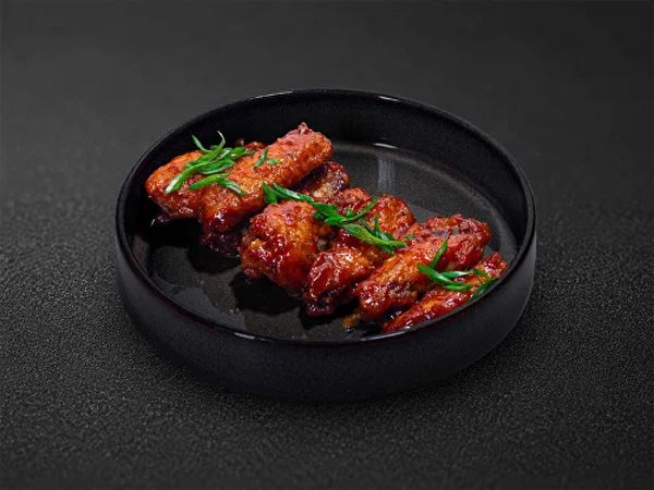 Крылья куриные в глазури кимчи
