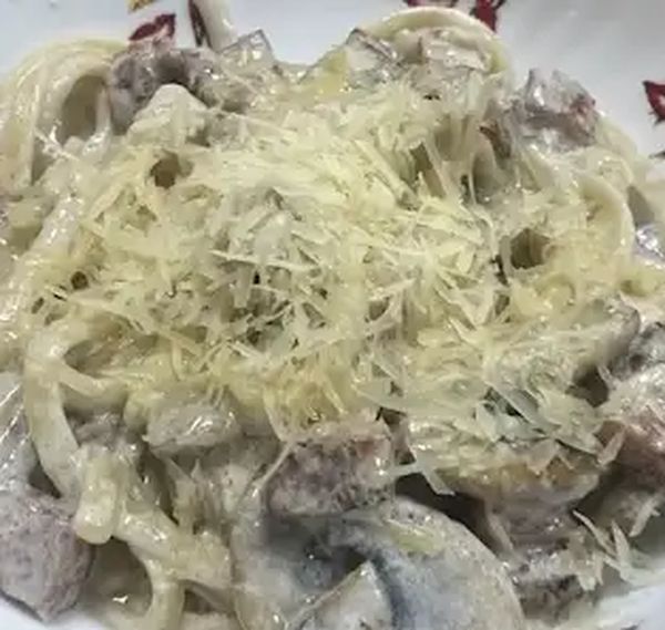 Паста Пенне с курицей и грибами