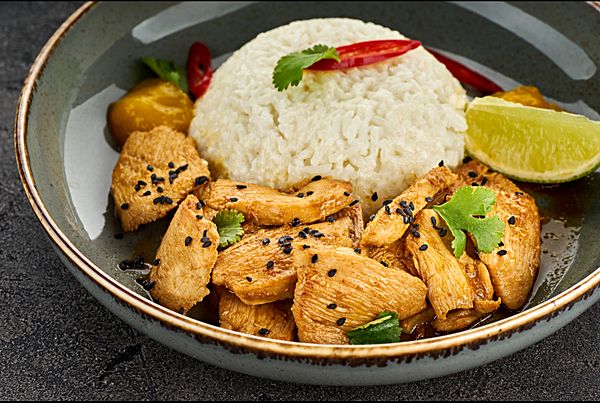 Куриное филе с рисом по-тайски