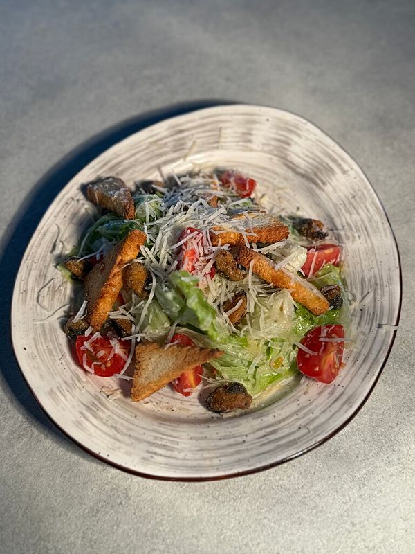 Цезарь с курицей