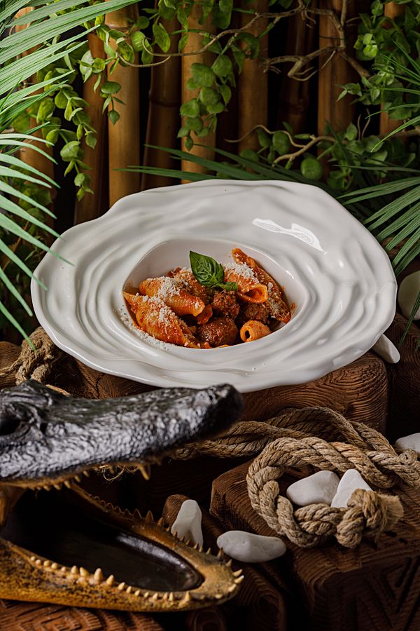 Ригатони с митболами