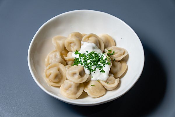 Домашние пельмени из свино-говяжьего фарша