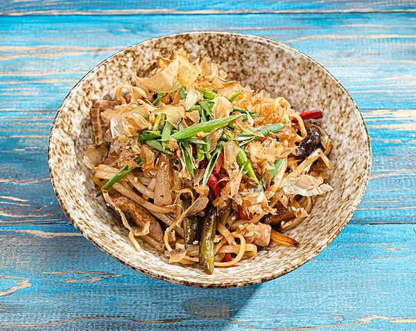 Удон со свининой