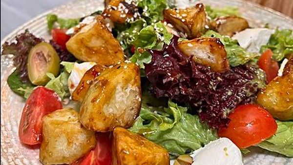 С хрустящими баклажанами и сливочным сыром