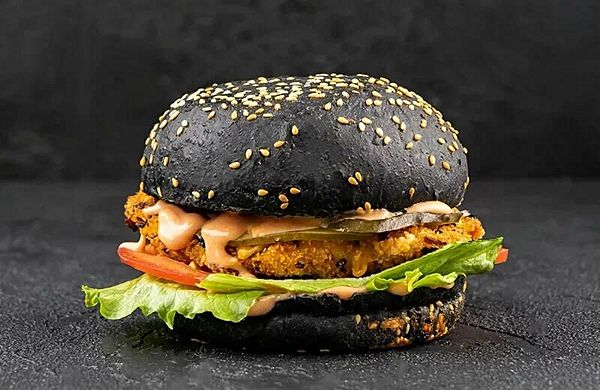 Black бургер с куриной котлетой