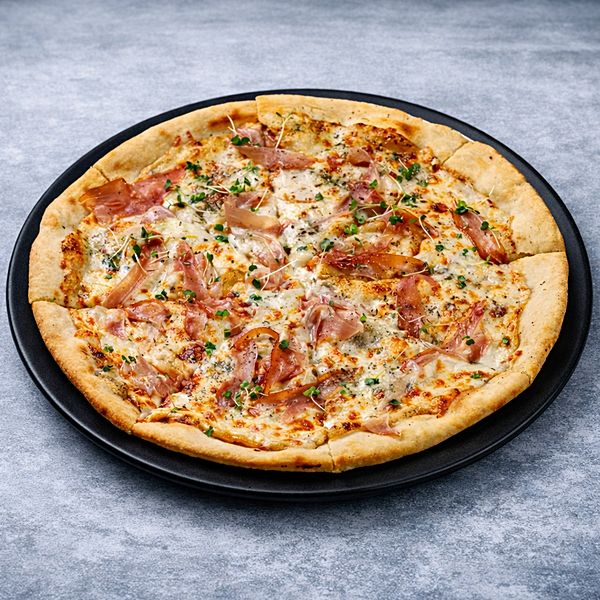 Пицца с Пармой и грушей