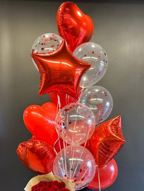 Фонтан шаров красный