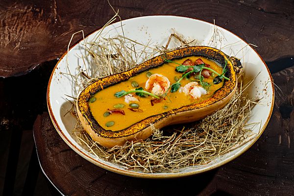 Тыквенный крем-суп с креветкой и беконом