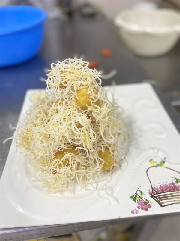 Ананас в карамели