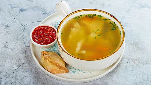 Уха с расстегаем