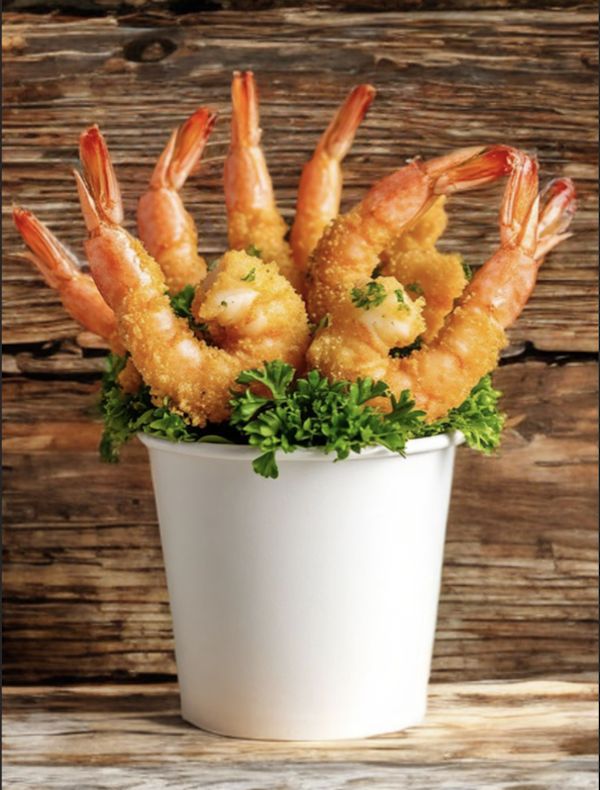 Королевские креветки темпуридзе с соусом мацони