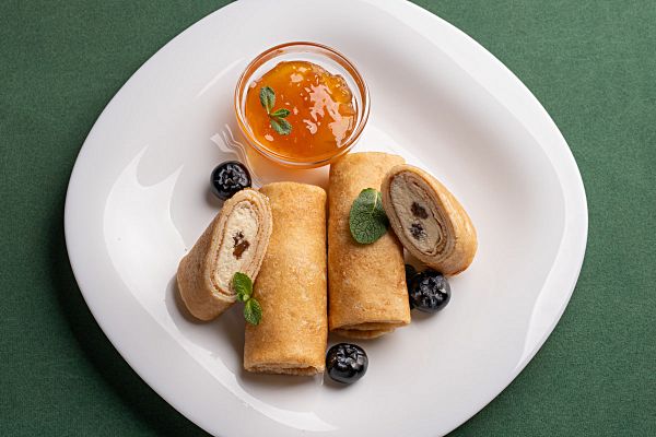 С творогом и изюмом