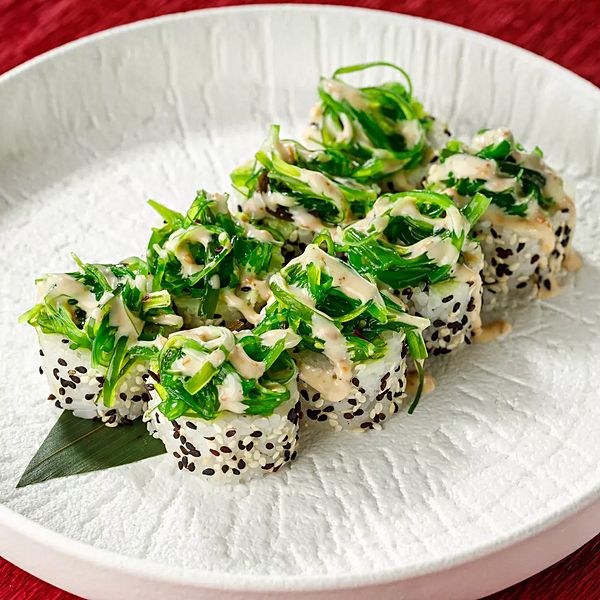 Вегетерианский с чуккой, омлетом тамаго и кунжутным соусом