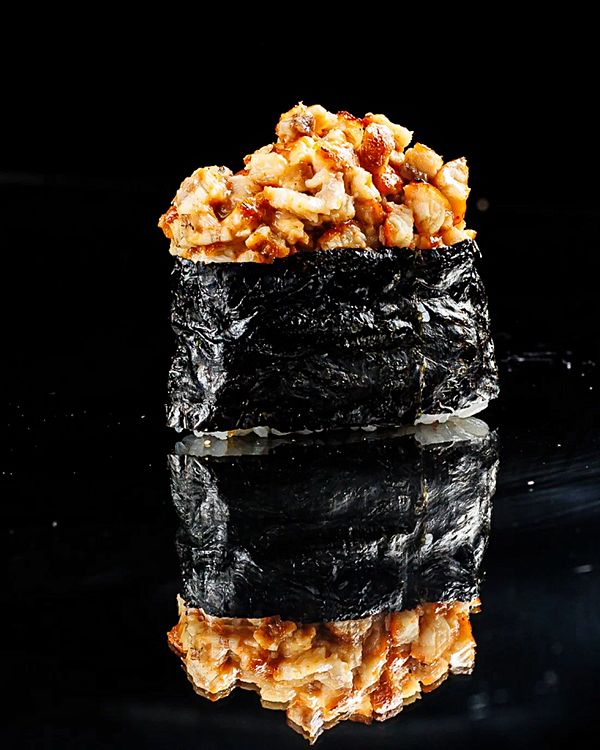 Гункан с угрем