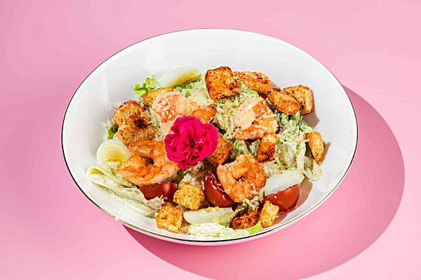 Салат Цезарь с креветкой