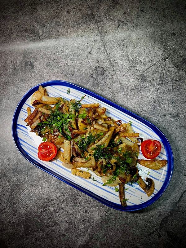 Жареный картофель с грибами