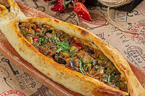 Пиде вегетарианская (без сыра)