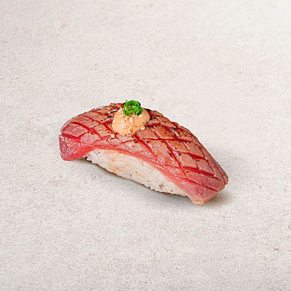 Абури суши тунец