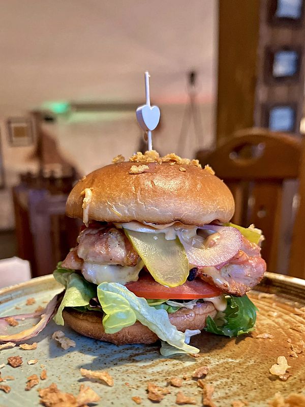 Куриный бургер