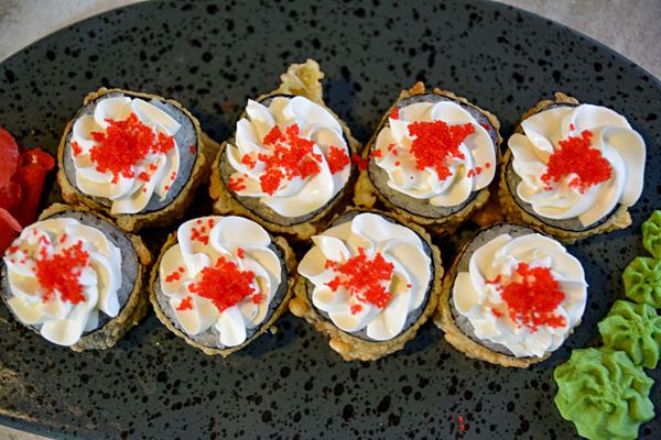 Сливочный унаги ролл