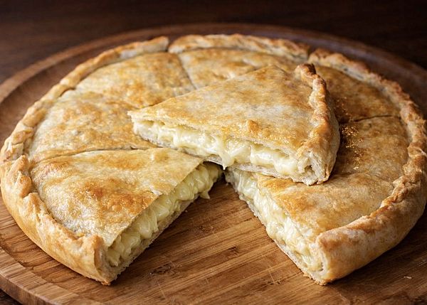 Пирог с картофелем и сыром