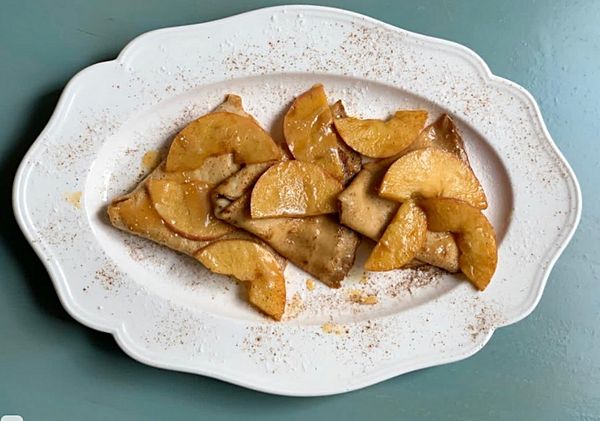 С яблоками и карамелью