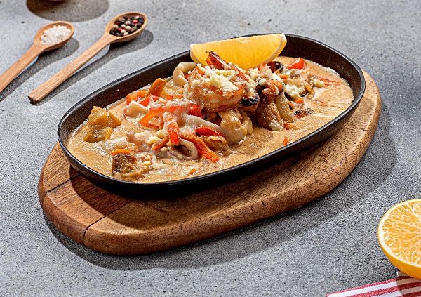 Сковородка Черноморская с морепродуктами